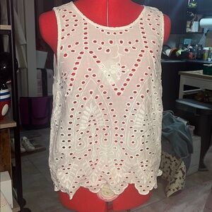 Reitmans White Eyelet Sleeveless Blouse